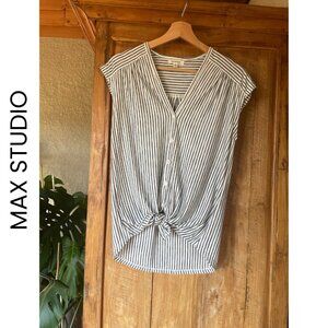 MAX STUDIO  I  Striped Sleeveless Button Up Top   I  Size S